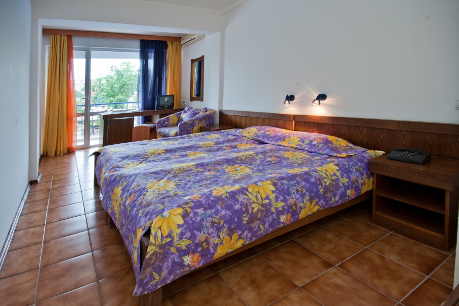 REGINA_HOTEL_SUNNY_BEACH_BULGARIA_AIR_TOUR_TRAVEL